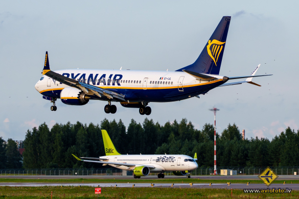 Boeing 737-8 MAX 200